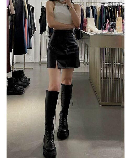 EVRIS（エヴリス）の「レースアップミドルブーツ（ブーツ・レディース・ブラック/ブラウン・SMALL/MEDIUM/LARGE）」の4枚目の写真