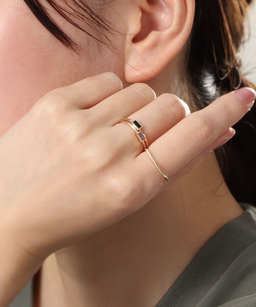 COCOSHNIK(ココシュニック)の「K10オニキスバゲットカット リング(リング・レディース・こしょう色系7・10号/12号/14号)」の5枚目の写真