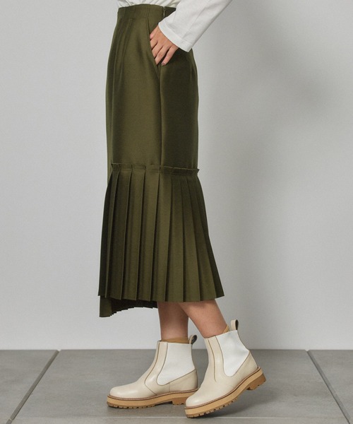 PUBLIC TOKYO（パブリックトウキョウ）の「アシンメトリープリーツ