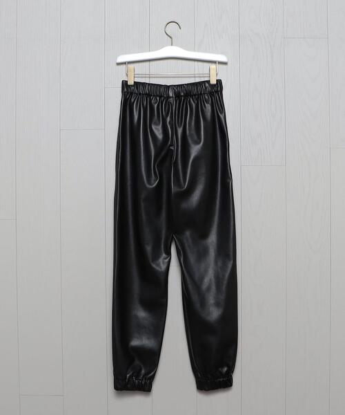 H BEAUTY&YOUTH UNITED ARROWS(エイチビューティーアンドユースユナイテッドアローズ)の「<H>FAKE LEATHER JOGGER PANTS/パンツ(その他パンツ・レディース・ブラック・S/M)」の5枚目の写真