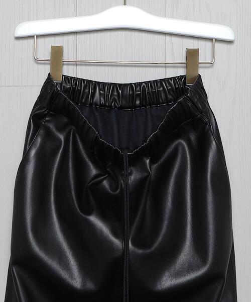 H BEAUTY&YOUTH UNITED ARROWS(エイチビューティーアンドユースユナイテッドアローズ)の「<H>FAKE LEATHER JOGGER PANTS/パンツ(その他パンツ・レディース・ブラック・S/M)」の6枚目の写真