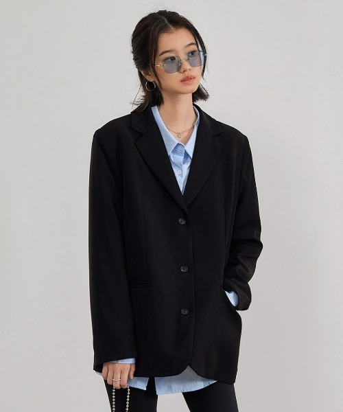 muahmuah(ムーアムーア)の「A'GEM/9 × .kom『muah muah/ムーアムーア』OVER FIT 3BUTTON BLAZER/オーバーフィット ブレザー(テーラードジャケット・レディース・ブラック/カーキ・FREE)」の16枚目の写真