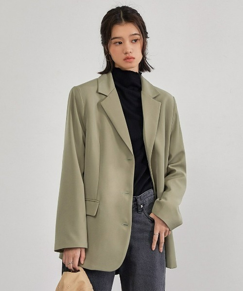 muahmuah(ムーアムーア)の「A'GEM/9 × .kom『muah muah/ムーアムーア』OVER FIT 3BUTTON BLAZER/オーバーフィット ブレザー(テーラードジャケット・レディース・ブラック/カーキ・FREE)」の19枚目の写真
