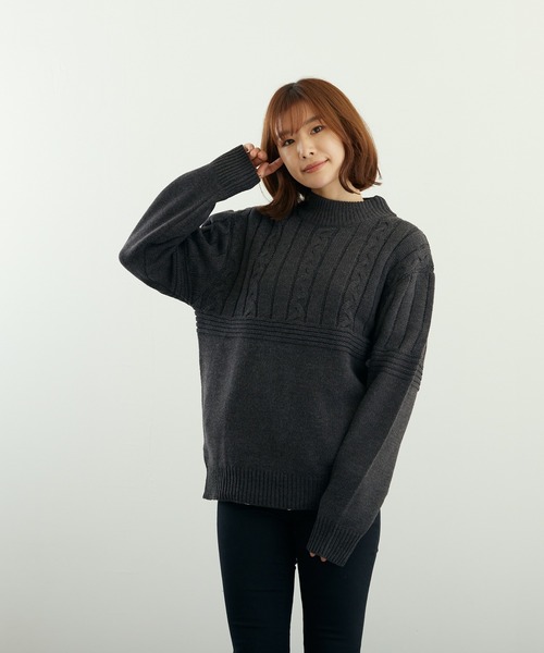 VIBGYOR(ヴィブジョー)の「A/Tケーブル切替H/N(BL)(ニット/セーター・メンズ・グレイッシュベージュ/グリーン/ベージュ/ブラウン/チャコールグレー/ブラック・LARGE/MEDIUM)」の1枚目の写真