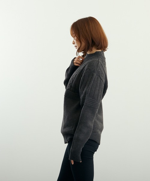 VIBGYOR(ヴィブジョー)の「A/Tケーブル切替H/N(BL)(ニット/セーター・メンズ・グレイッシュベージュ/グリーン/ベージュ/ブラウン/チャコールグレー/ブラック・LARGE/MEDIUM)」の18枚目の写真