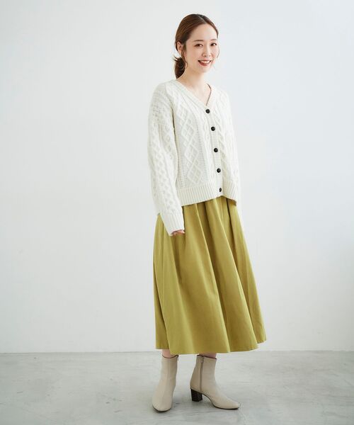 le.coeur blanc（ルクールブラン）の「ウールブレンドケーブルカーディガン（カーディガン/ボレロ・レディース・ブラック/アイボリー・38）」の12枚目の写真