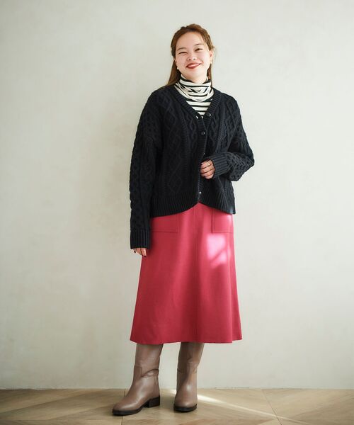 le.coeur blanc（ルクールブラン）の「ウールブレンドケーブルカーディガン（カーディガン/ボレロ・レディース・ブラック/アイボリー・38）」の18枚目の写真
