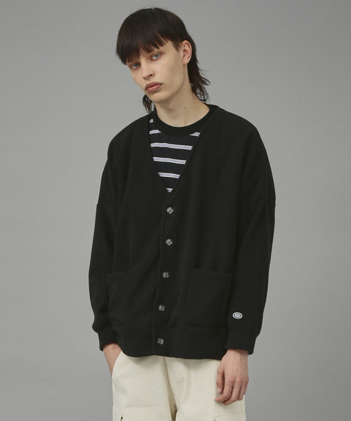 DISCUS ATHLETIC（ディスカス　アスレチック）の「【Discus /ディスカス】マイクロフリース オーバーサイズカーディガン（カーディガン/ボレロ・メンズ・グレー/ダークグリーン/グレイッシュブルー/ブラック・M/L/LL）」の2枚目の写真