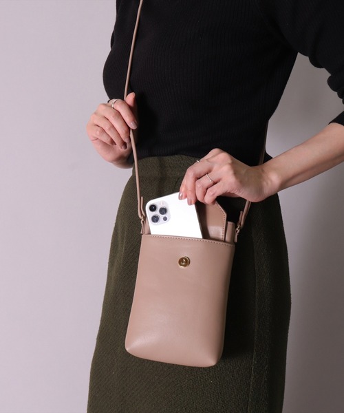 Legato Largo（レガートラルゴ）の「(LF)【Legato Largo】メール型 デザイン スマホショルダー バッグ（ショルダーバッグ・レディース・シルバー/グリーン/ブラック/グレイッシュベージュ・ONE SIZE）」の8枚目の写真