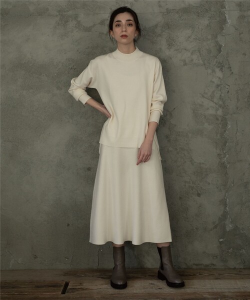 OPAQUE.CLIP（オペークドットクリップ）の「◆ニットフレアスカート【抗ピリング&ウォッシャブル】（スカート・レディース・ブラック/ブルー系7/オフホワイト/ピンク系9/レッド系1/ナチュラル・40/42/38/36）」の11枚目の写真