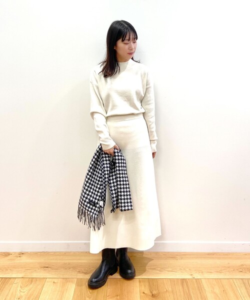 OPAQUE.CLIP（オペークドットクリップ）の「◆ニットフレアスカート【抗ピリング&ウォッシャブル】（スカート・レディース・ブラック/ブルー系7/オフホワイト/ピンク系9/レッド系1/ナチュラル・40/42/38/36）」の18枚目の写真