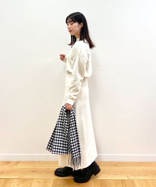 OPAQUE.CLIP（オペークドットクリップ）の「◆ニットフレアスカート【抗ピリング&ウォッシャブル】（スカート・レディース・ブラック/ブルー系7/オフホワイト/ピンク系9/レッド系1/ナチュラル・40/42/38/36）」の14枚目の写真