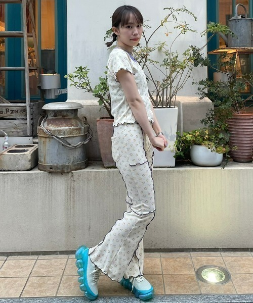 Candy Stripper（キャンディストリッパー）の「MY FAVORITE FLARE パンツ（その他パンツ・レディース・アイボリー/グリーン/ブルー・2）」の19枚目の写真