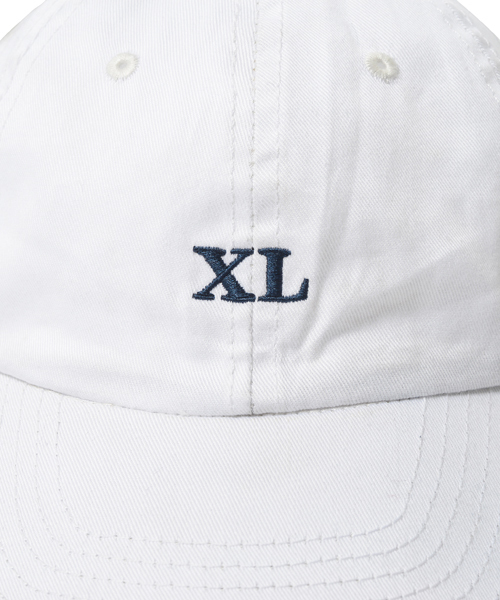 XLARGE（エクストララージ）の「XL LOGO 6 PANEL CAP（キャップ・メンズ・ホワイト/ブラック/ネイビー・ONE SIZE）」の10枚目の写真