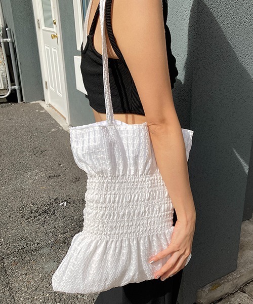 Casselini（キャセリーニ）の「Casselini(キャセリーニ)ジャガードシャーリングバッグ（トートバッグ・レディース・ホワイト/ブラック/ベージュ/サックスブルー/グリーン/イエロー・FREE）」の17枚目の写真