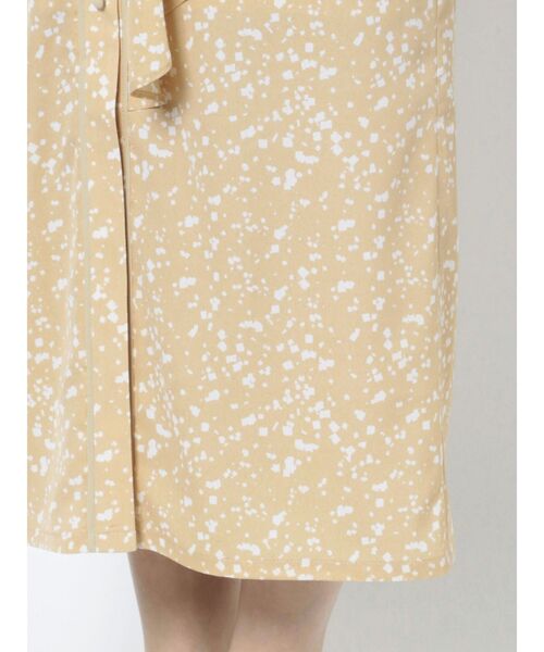 LAGUNAMOON（ラグナムーン）の「ラッフルペインティングワンピース（ワンピース・レディース・ホワイト/ブラック/ベージュ・SMALL/MEDIUM）」の20枚目の写真