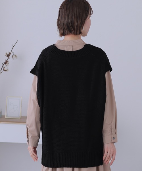 ElegChic(エレグシック)の「ケーブル編みVネックベスト(ベスト・レディース・グリーン/ライトグレー/モカ/ブラック・4L/XL/M)」の7枚目の写真