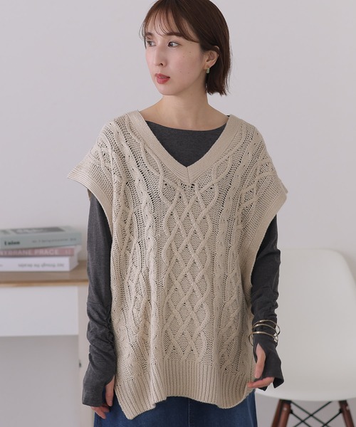 ElegChic(エレグシック)の「ケーブル編みVネックベスト(ベスト・レディース・グリーン/ライトグレー/モカ/ブラック・4L/XL/M)」の13枚目の写真