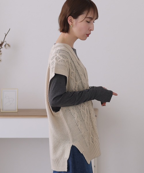 ElegChic(エレグシック)の「ケーブル編みVネックベスト(ベスト・レディース・グリーン/ライトグレー/モカ/ブラック・4L/XL/M)」の14枚目の写真
