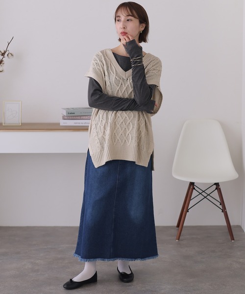 ElegChic(エレグシック)の「ケーブル編みVネックベスト(ベスト・レディース・グリーン/ライトグレー/モカ/ブラック・4L/XL/M)」の16枚目の写真