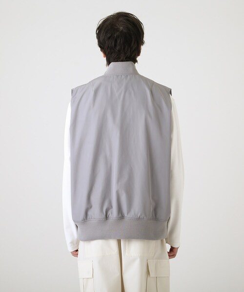 tk.TAKEO KIKUCHI(ティーケータケオキクチ)の「◆ダルマシルエットMA-1ベスト(ベスト・メンズ・ライトグレー/ブラック・88)」の5枚目の写真