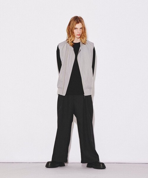 tk.TAKEO KIKUCHI(ティーケータケオキクチ)の「◆ダルマシルエットMA-1ベスト(ベスト・メンズ・ライトグレー/ブラック・88)」の15枚目の写真