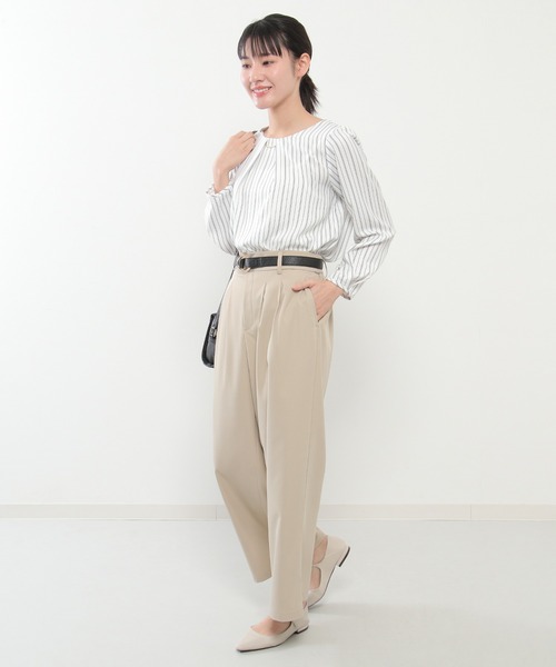 ikka(イッカ)の「フロントタックワイドパンツ(その他パンツ・レディース・ベージュ/ダークネイビー・M/L)」の16枚目の写真