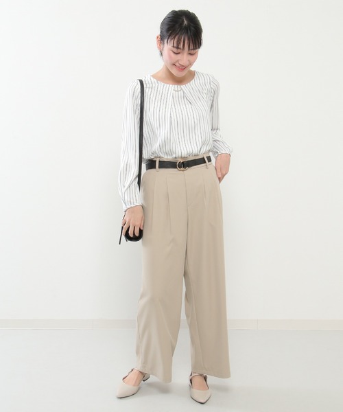 ikka(イッカ)の「フロントタックワイドパンツ(その他パンツ・レディース・ベージュ/ダークネイビー・M/L)」の17枚目の写真