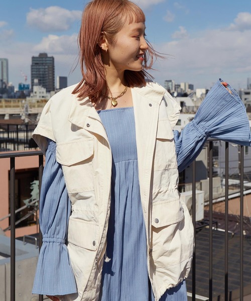 w closet（ダブルクローゼット）の「【2WAY】ハイネックミリタリージャケット（ミリタリージャケット・レディース・アイボリー/ライトカーキ/ピンク/イエロー・FREE）」の7枚目の写真