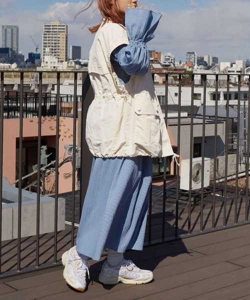 w closet（ダブルクローゼット）の「【2WAY】ハイネックミリタリージャケット（ミリタリージャケット・レディース・アイボリー/ライトカーキ/ピンク/イエロー・FREE）」の12枚目の写真