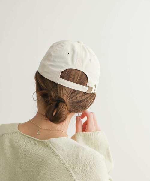 URBAN RESEARCH DOORS（アーバンリサーチドアーズ）の「ツイルキャップ（キャップ・レディース・ベージュ/ブラック/オフホワイト・-）」の2枚目の写真