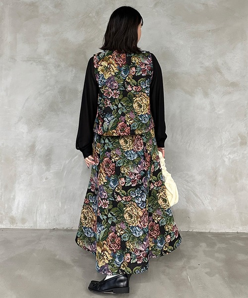 kutir（クティール）の「【セットアップ可】ゴブランフレアスカート