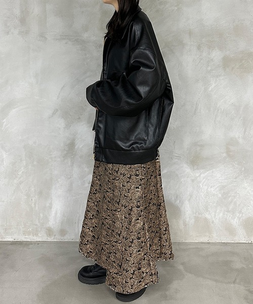 kutir（クティール）の「【セットアップ可】ゴブランフレアスカート