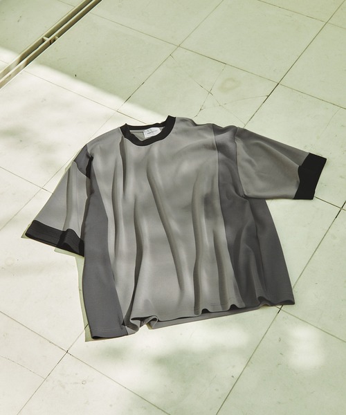 EMMA CLOTHES（エマクローズ）の「ドレープポンチ コンビカラー ルーズS/Sカットソー EMMA CLOTHES 2023SS（Tシャツ/カットソー・メンズ・ベージュ系/ブルー系/グレー系・M/L）」の16枚目の写真