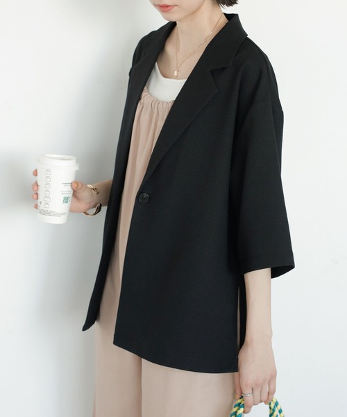 GeeRA（ジーラ）の「リネンタッチ半袖テーラードジャケット（テーラードジャケット・レディース・オフホワイト/ブラック・LARGE/MEDIUM）」の3枚目の写真