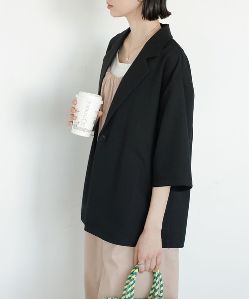 GeeRA（ジーラ）の「リネンタッチ半袖テーラードジャケット（テーラードジャケット・レディース・オフホワイト/ブラック・LARGE/MEDIUM）」の4枚目の写真