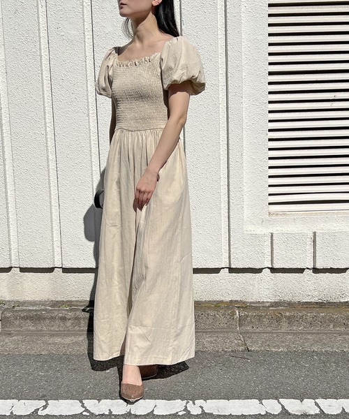 Jewelobe(ジュエローブ)の「バルーンスリーブシャーリングオールインワン(つなぎ/オールインワン・レディース・ベージュ/ブラック・FREE)」の7枚目の写真
