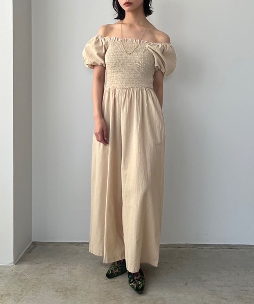 Jewelobe(ジュエローブ)の「バルーンスリーブシャーリングオールインワン(つなぎ/オールインワン・レディース・ベージュ/ブラック・FREE)」の21枚目の写真