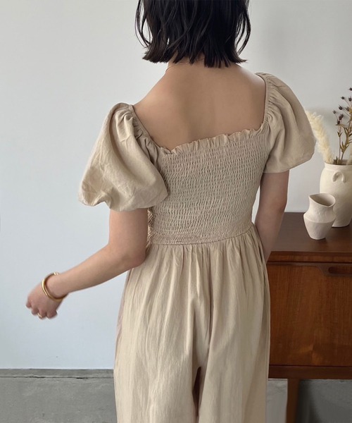 Jewelobe(ジュエローブ)の「バルーンスリーブシャーリングオールインワン(つなぎ/オールインワン・レディース・ベージュ/ブラック・FREE)」の19枚目の写真