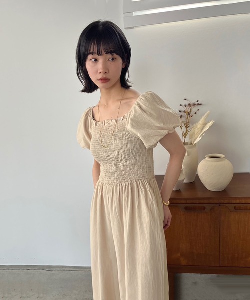 Jewelobe(ジュエローブ)の「バルーンスリーブシャーリングオールインワン(つなぎ/オールインワン・レディース・ベージュ/ブラック・FREE)」の16枚目の写真