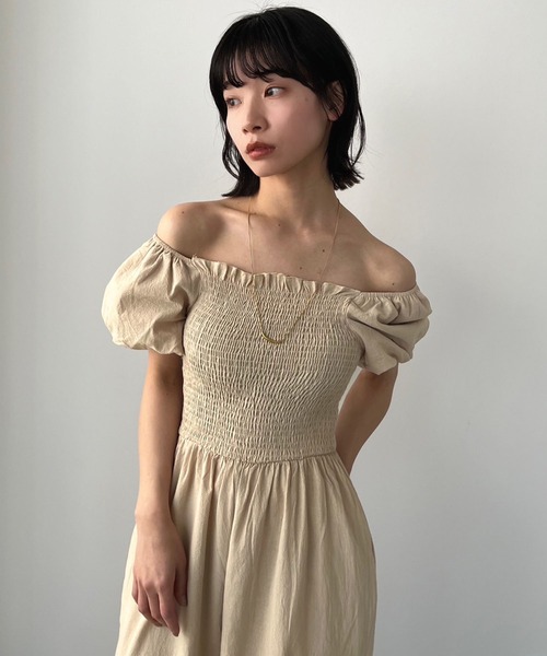 Jewelobe(ジュエローブ)の「バルーンスリーブシャーリングオールインワン(つなぎ/オールインワン・レディース・ベージュ/ブラック・FREE)」の17枚目の写真
