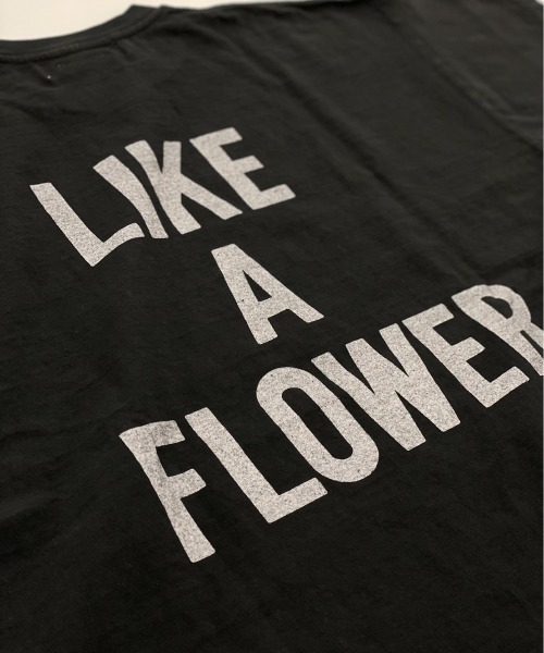 REMI RELIEF(レミレリーフ)の「REMI RELIEF(レミレリーフ) 別注天竺Tシャツ PUNK ROCK SHOW!ユニセックス 2023年春夏限定バージョン(Tシャツ/カットソー・メンズ・ブラック/オフホワイト・M/L/XL)」の4枚目の写真