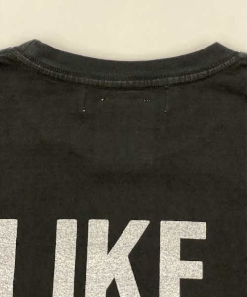 REMI RELIEF(レミレリーフ)の「REMI RELIEF(レミレリーフ) 別注天竺Tシャツ PUNK ROCK SHOW!ユニセックス 2023年春夏限定バージョン(Tシャツ/カットソー・メンズ・ブラック/オフホワイト・M/L/XL)」の16枚目の写真
