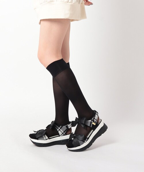 cs T&P(シーエスティーアンドピー)の「厚底ダブルリボンスポーツサンダル(サンダル・レディース・ブラック系8/ホワイト系3/ブラック系2/ブルー系2/ベージュ系2・S/M/L/LL)」の4枚目の写真
