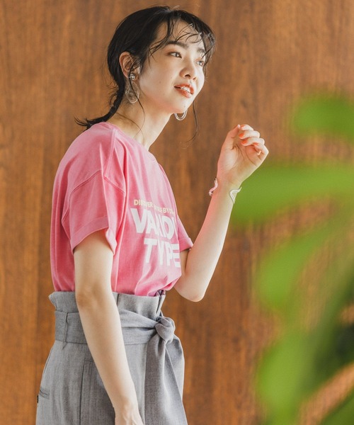 BAYFLOW(ベイフロー)の「ピグメントロゴT(Tシャツ/カットソー・レディース・オフホワイト/チャコール/カーキ/ピンク/ベビーピンク/ブルー・FREE)」の12枚目の写真