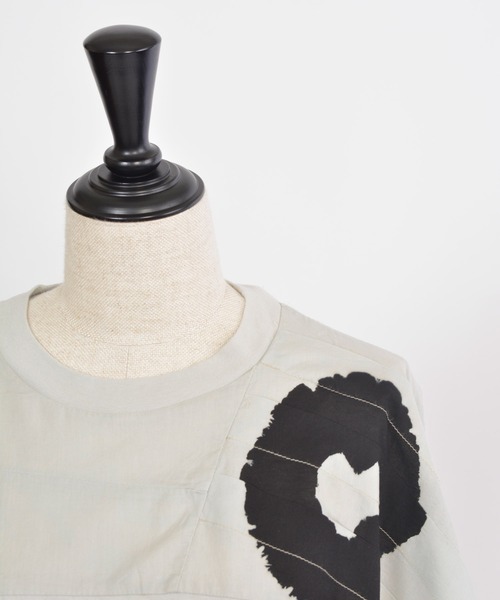 gomme(ゴム)の「タイダイ天竺 ドルマンT(Tシャツ/カットソー・レディース・ブラック×グレー/ベージュ・MEDIUM)」の5枚目の写真