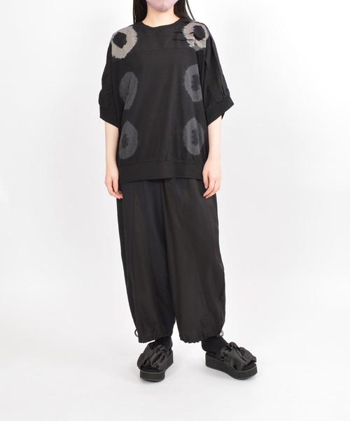 gomme(ゴム)の「タイダイ天竺 ドルマンT(Tシャツ/カットソー・レディース・ブラック×グレー/ベージュ・MEDIUM)」の12枚目の写真