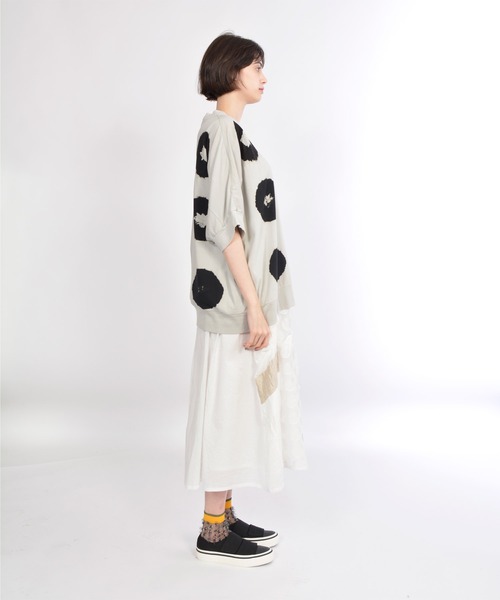 gomme(ゴム)の「タイダイ天竺 ドルマンT(Tシャツ/カットソー・レディース・ブラック×グレー/ベージュ・MEDIUM)」の15枚目の写真