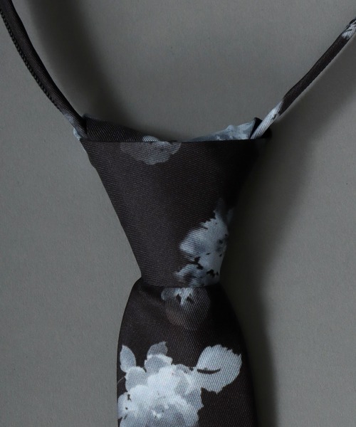 SITRY(シトリー)の「easy detachable tie/イージー デタッチャブル ネクタイ(ネクタイ・メンズ・ブラック/ブラック系その他/オフホワイト・FREE)」の10枚目の写真