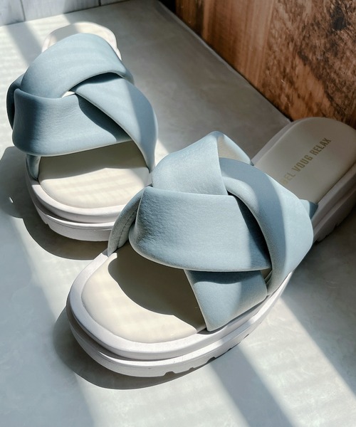 Noubel Voug Relax（ヌーベルヴォーグリラックス）の「厚底クッションスライドサンダル（サンダル・レディース・グリーン系その他/カーキ/ブラック・36/39/38/37）」の11枚目の写真